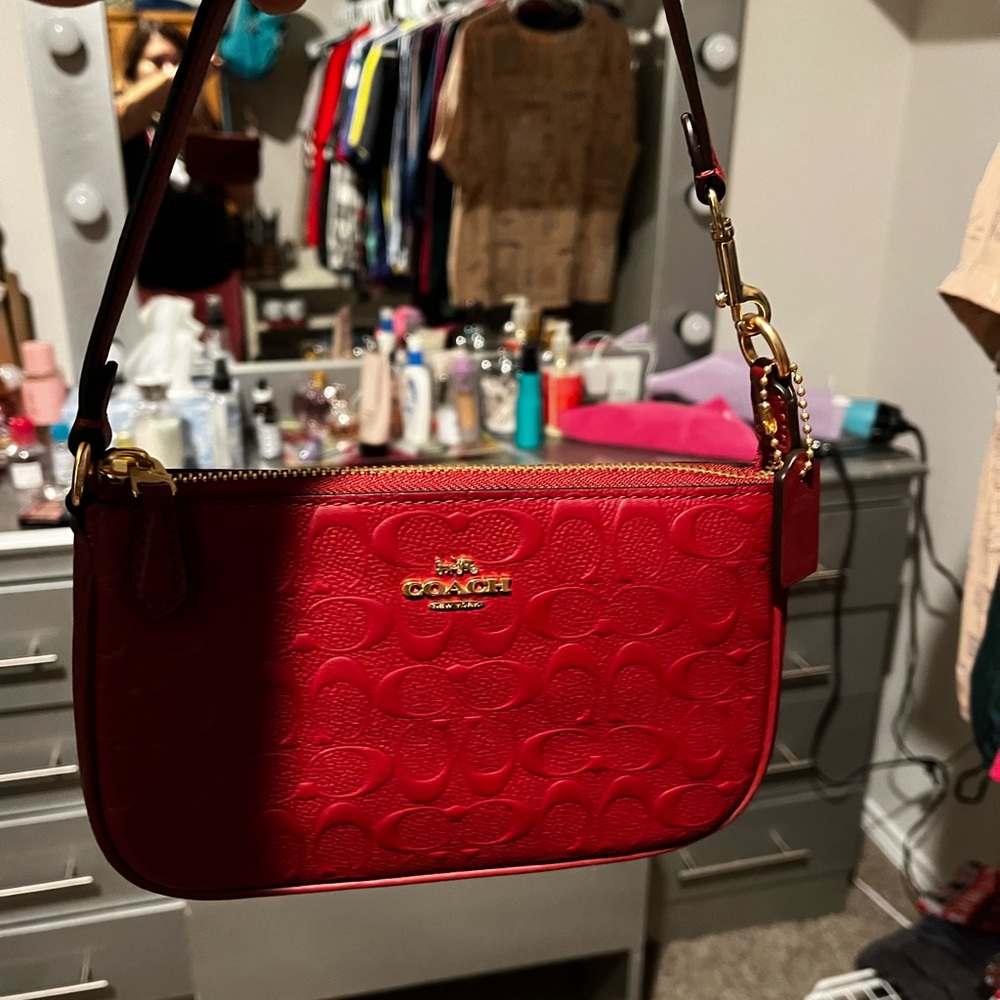 COPY - Cute lil Coach brand new bag. Maroon.